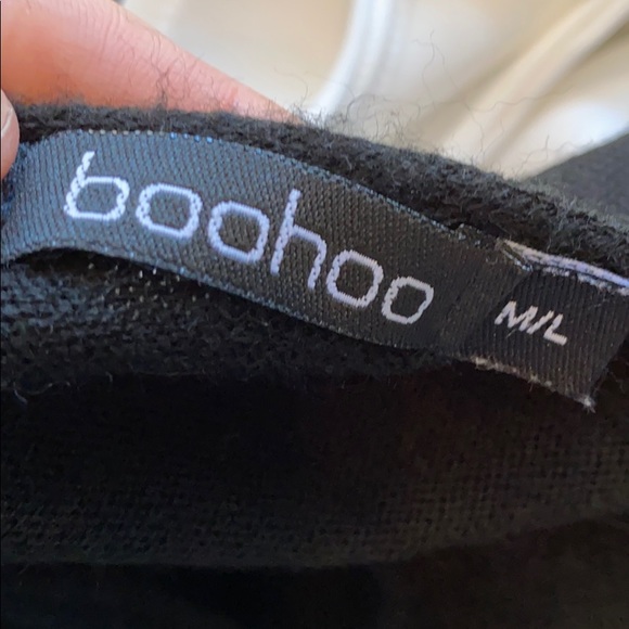 Boohoo Black Cold Shoulder Sweater M/L - Picture 4 of 6